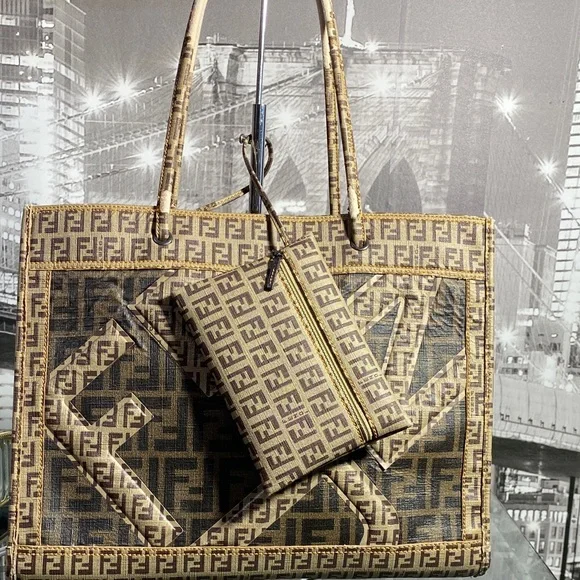 Authentic Rare FENDI Brown Monogram Tote with Matching Pouch - Picture 3 of 16